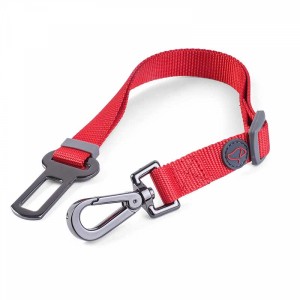 ZOON CAR SAFETY SEAT BELT CLIP RED